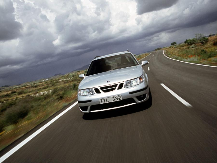  Saab 9-5 Aero Wagon 2002 года  (фото 7 из 16)